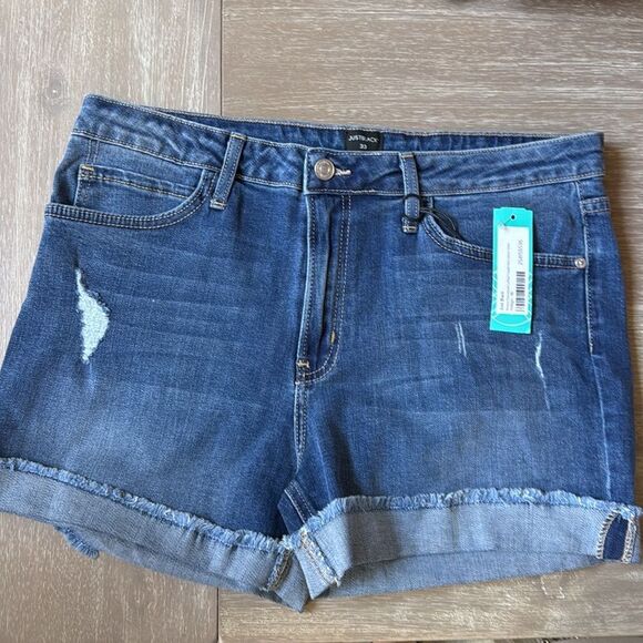Just Black‎ Romeo Distressed Cuffed Frayed Hem Denim Short Indigo Size 16 Nwt - Picture 2 of 4